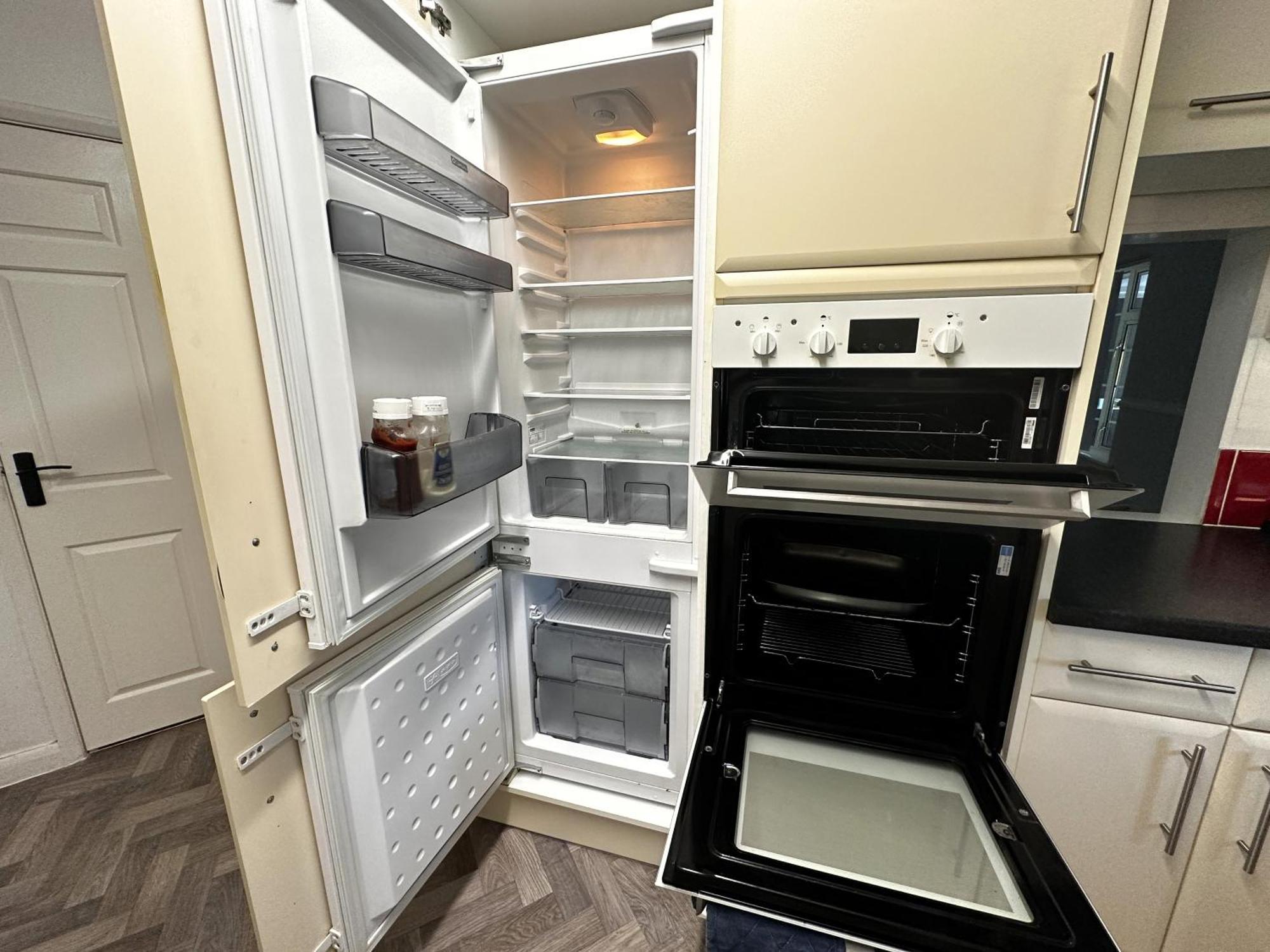 Kennedy Villa - 5 Bedroom House With Hot Tub, Wifi, Free Parkings, Close To Bicester Village Exterior foto