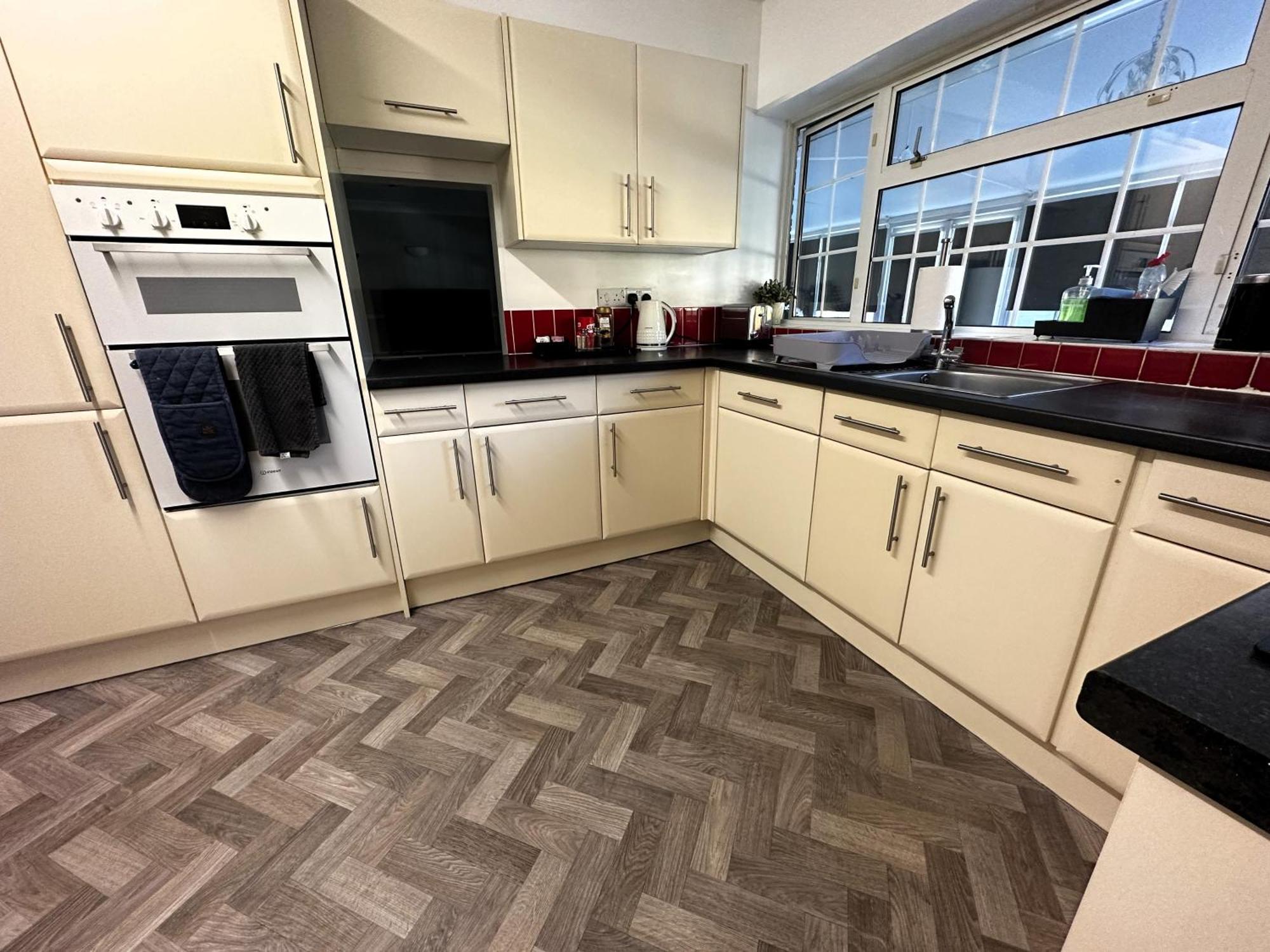 Kennedy Villa - 5 Bedroom House With Hot Tub, Wifi, Free Parkings, Close To Bicester Village Exterior foto